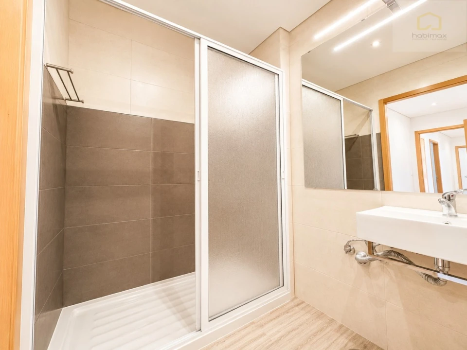 Apartamento T3 para Venda em Ponta Delgada (São Pedro) Foto 15