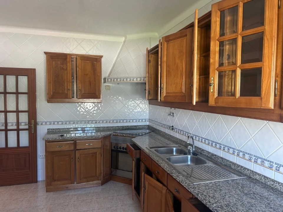 Moradia T4 para Venda em Pego Foto 3