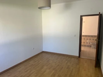 Moradia T4 para Venda em Pego