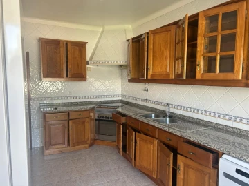 Moradia T4 para Venda em Pego