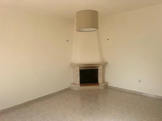 Moradia T4 para Venda em Pego Foto 16