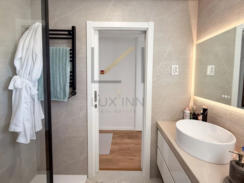 Apartamento T1 para Venda em Quinta do Anjo Foto 11
