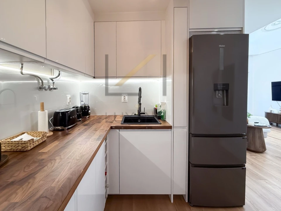 Apartamento T1 para Venda em Quinta do Anjo Foto 7