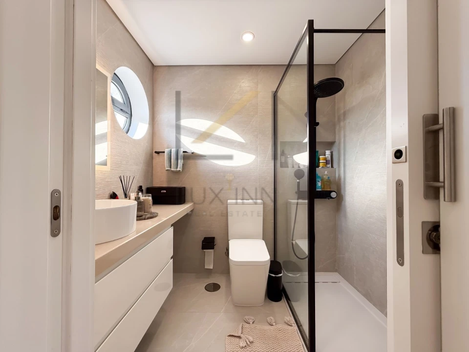 Apartamento T1 para Venda em Quinta do Anjo Foto 13