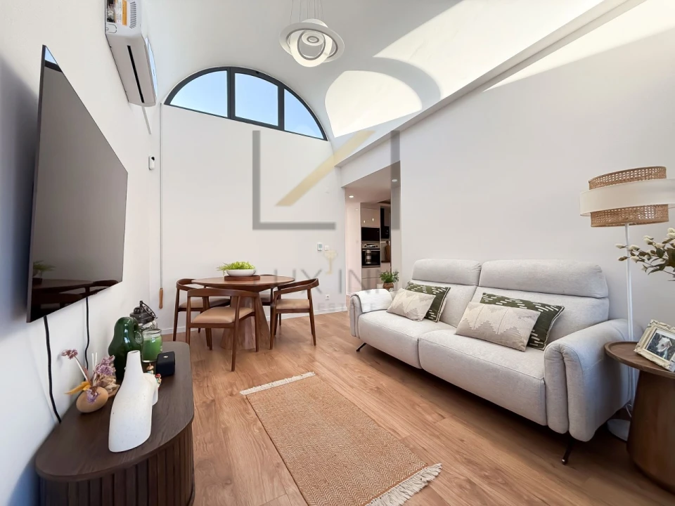 Apartamento T1 para Venda em Quinta do Anjo Foto 2