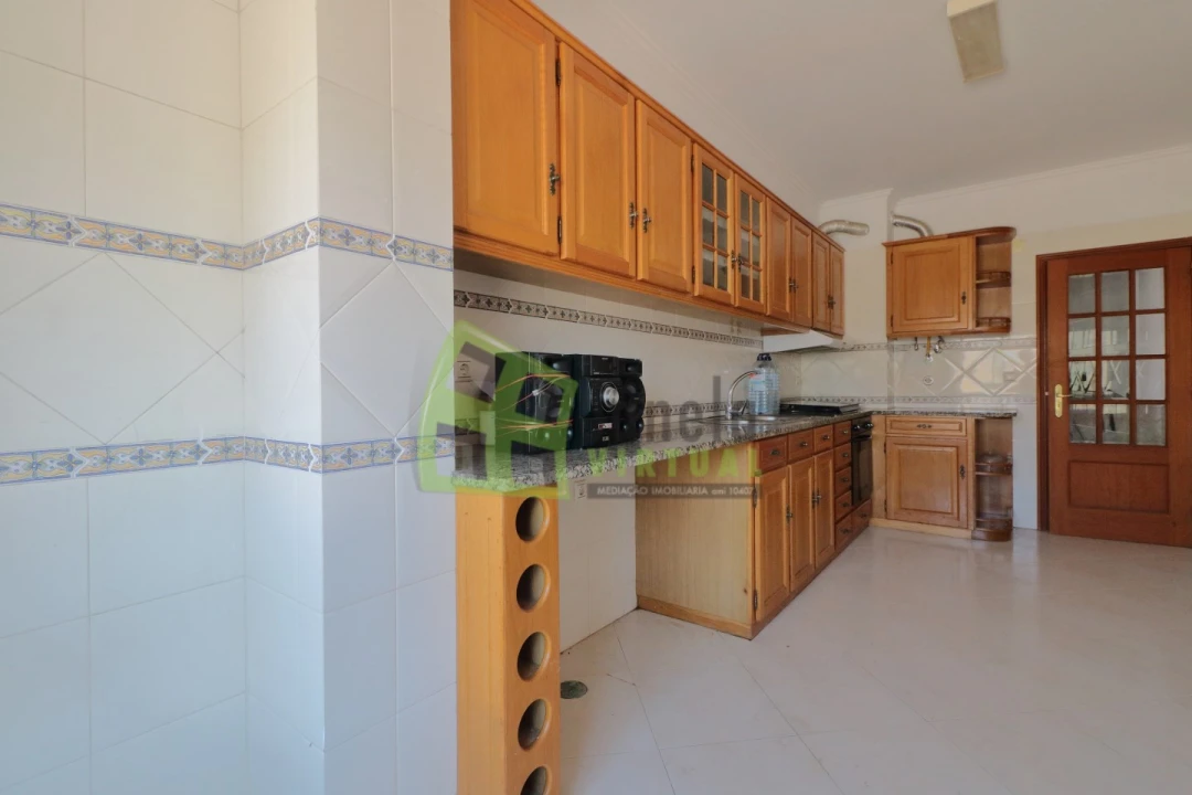 Apartamento T2 para Venda em Quinta do Conde Foto 10