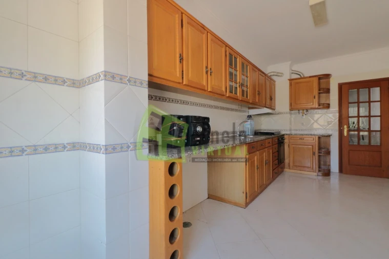 Apartamento T2 para Venda em Quinta do Conde Foto 10