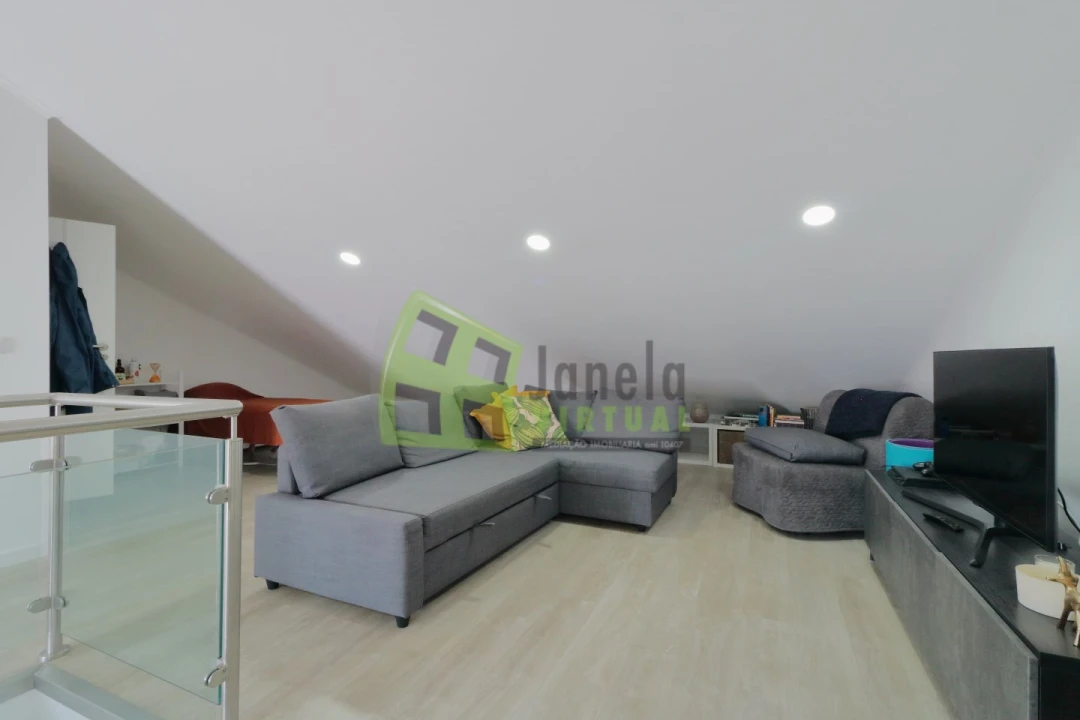 Apartamento T2 para Venda em Baixa da Banheira e Vale da Amoreira Foto 18