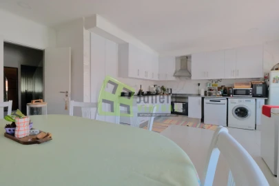 Apartamento T2 para Venda em Baixa da Banheira e Vale da Amoreira