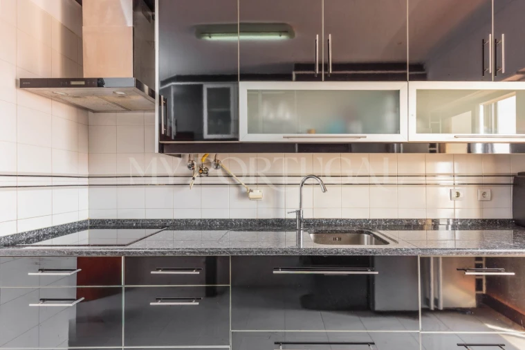 Apartamento T2 para Venda em São Domingos de Rana Foto 16