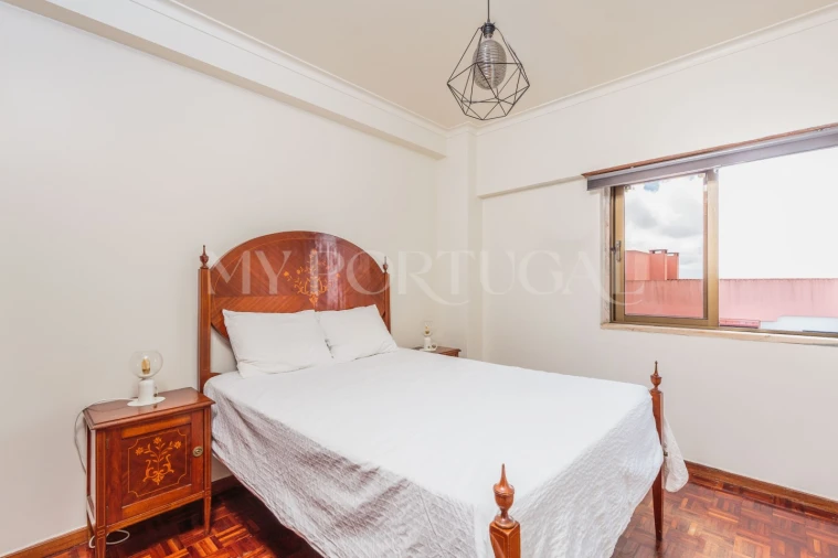 Apartamento T2 para Venda em São Domingos de Rana Foto 23