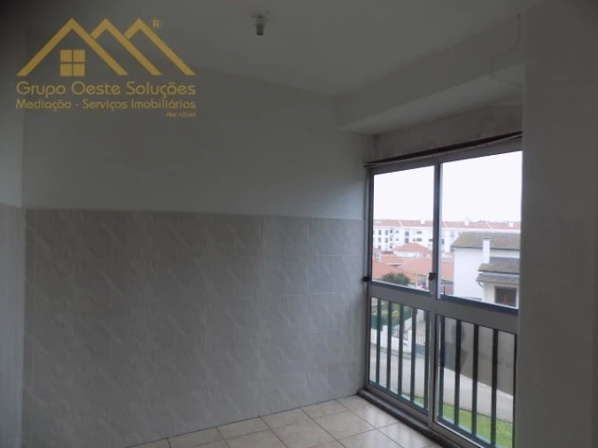 Apartamento T3 para Venda em Lourinhã e Atalaia Foto 3