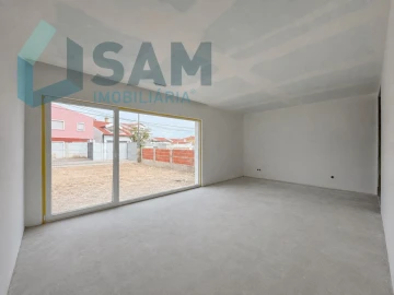 Moradia T4 para Venda em Silveira