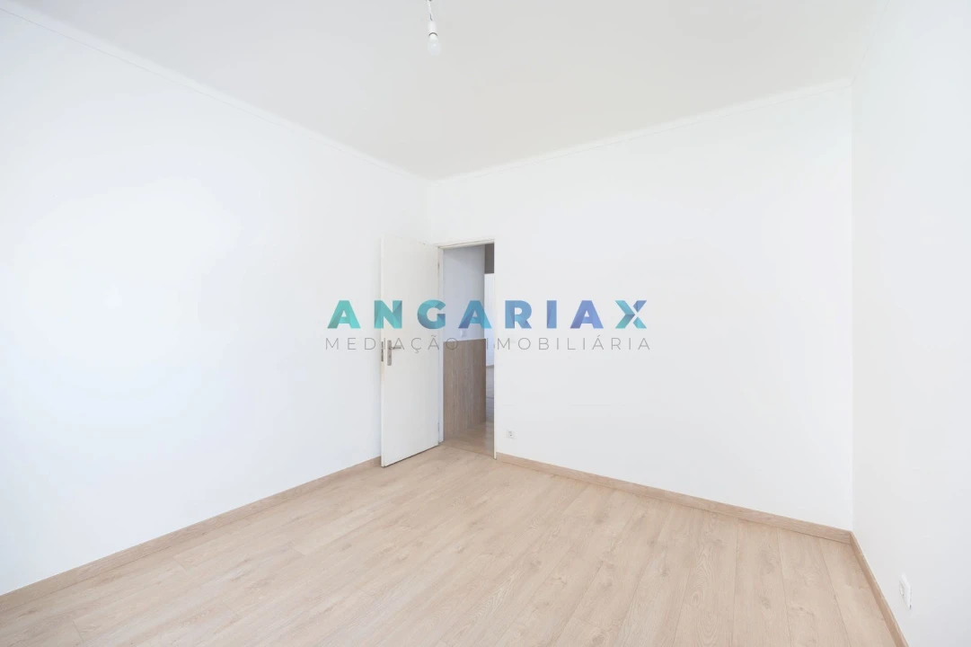 Apartamento T3 para Venda em Marrazes e Barosa Foto 6