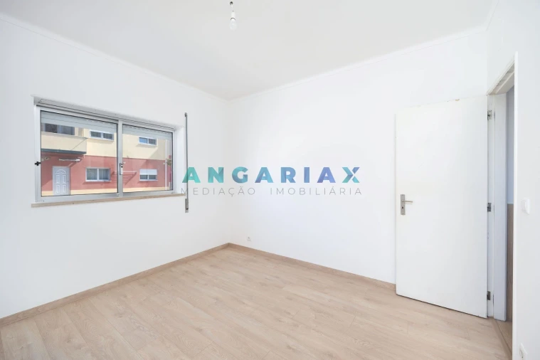Apartamento T3 para Venda em Marrazes e Barosa Foto 3