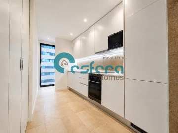Apartamento T2 para Venda em Santa Marinha e São Pedro da Afurada