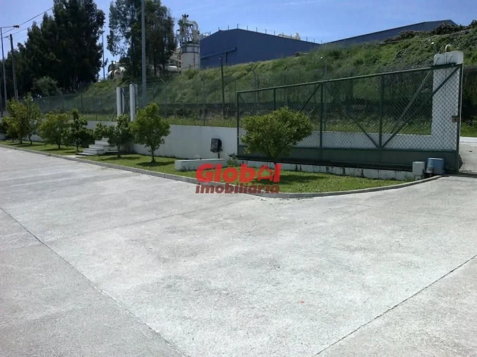 Armazém para Venda em Nelas Foto 5