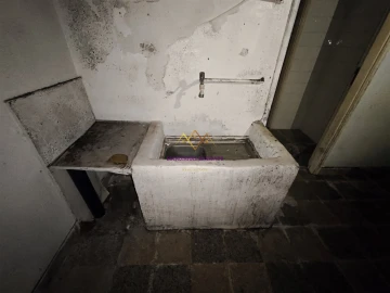 Loja para Venda em Massamá e Monte Abraão