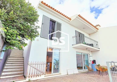 Moradia T3 para Venda em Caniço