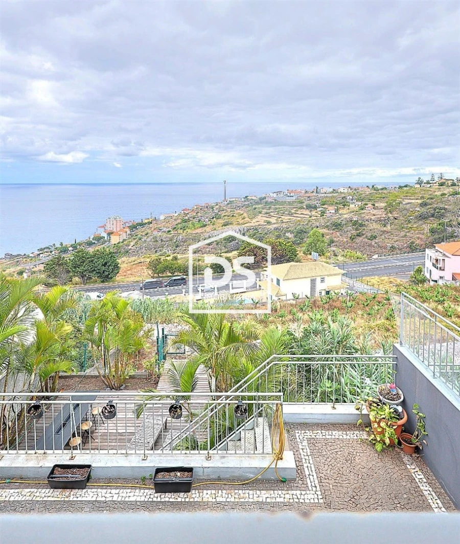Moradia T3 para Venda em Caniço Foto 25