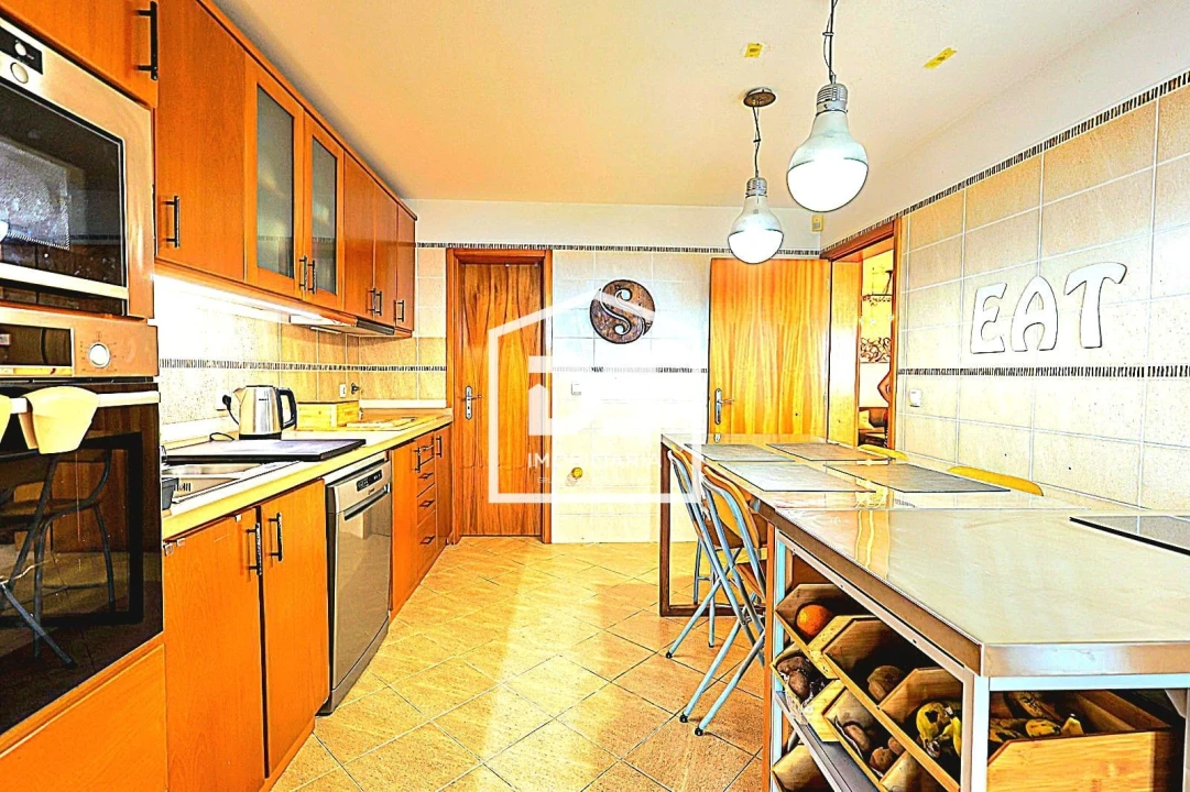 Moradia T3 para Venda em Caniço Foto 67