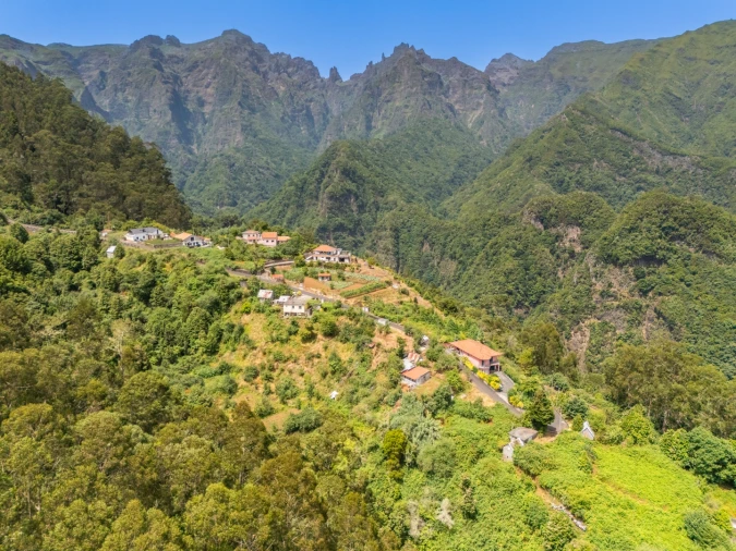 Terreno para Venda em São Roque do Faial Foto 24