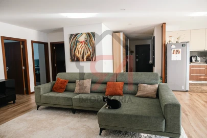 Apartamento T3 para Venda em Meixomil