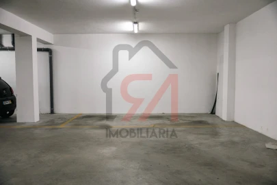 Apartamento T3 para Venda em Meixomil