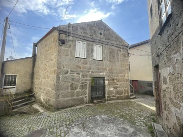 Moradia T2 para Venda em Cativelos