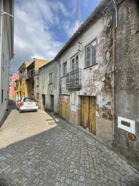 Moradia T0 para Venda em Cativelos