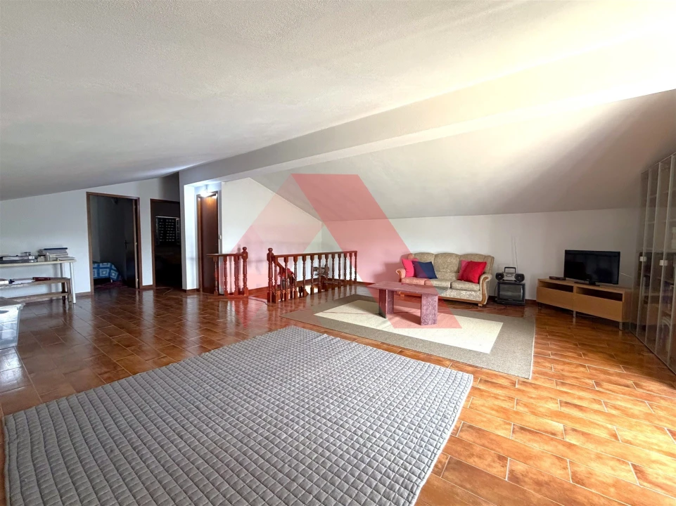 Moradia T3 para Venda em Mouronho Foto 22
