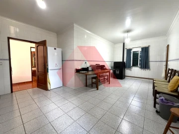 Moradia T3 para Venda em Mouronho