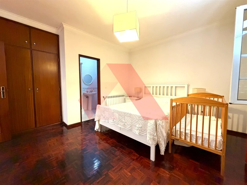 Moradia T3 para Venda em Mouronho Foto 14