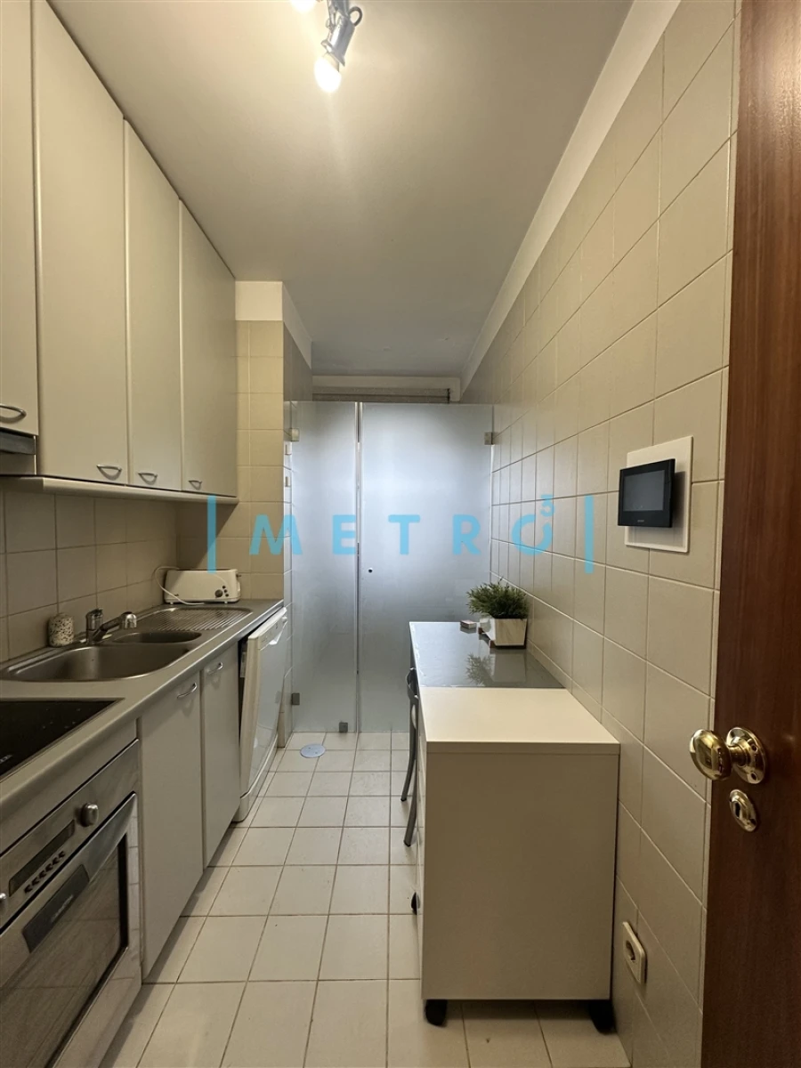 Apartamento T1 para Venda em Aldoar, Foz do Douro e Nevogilde Foto 6