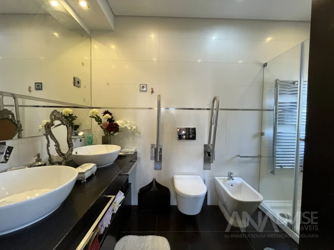 Moradia T6 para Venda em Viseu Foto 16