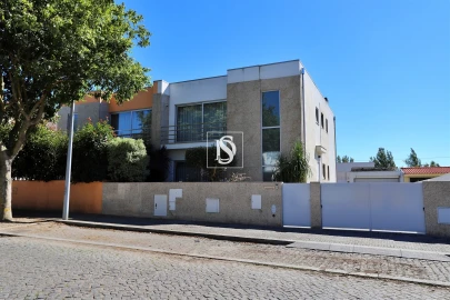 Moradia T3 para Venda em Aver-O-Mar, Amorim e Terroso