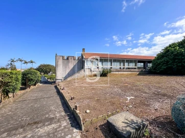 Quinta T10 para Venda em Fajã de Cima