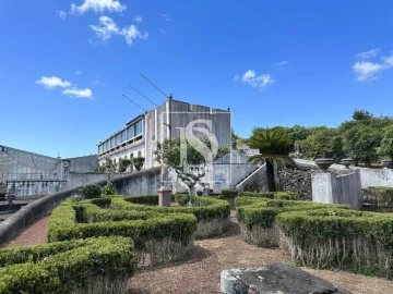 Quinta T10 para Venda em Fajã de Cima