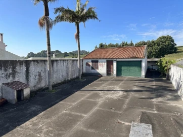 Quinta T10 para Venda em Fajã de Cima