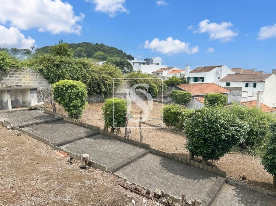 Quinta T10 para Venda em Fajã de Cima Foto 11