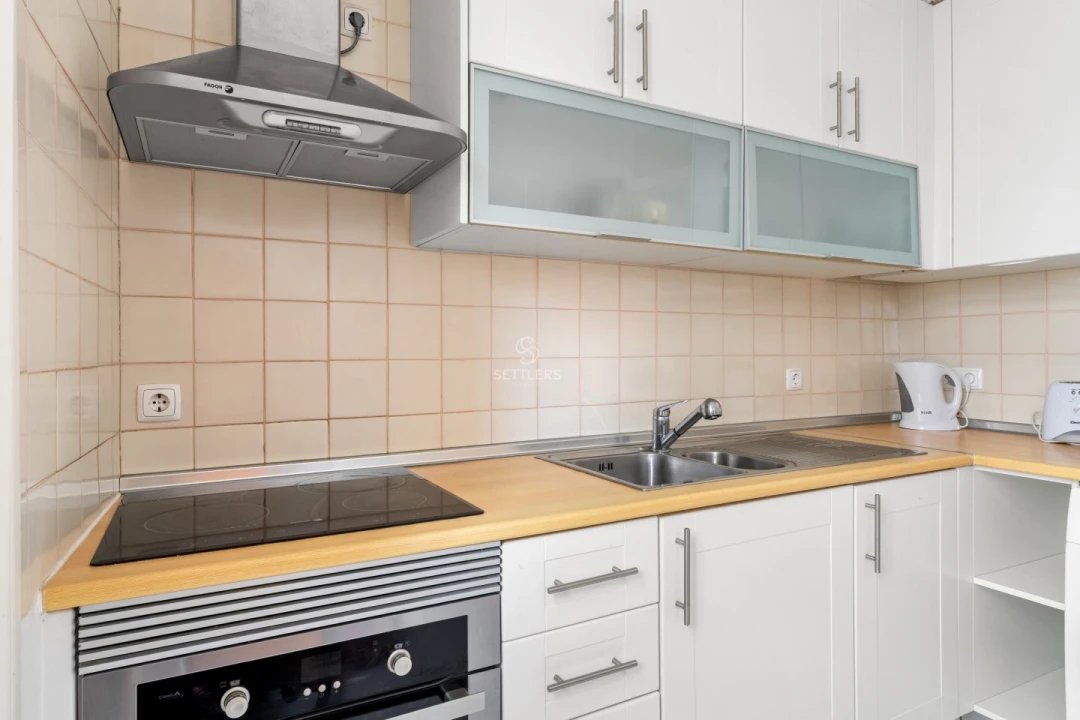 Apartamento T2 para Venda em Santa Maria e São Miguel, São Martinho, São Pedro Penaferrim Foto 4