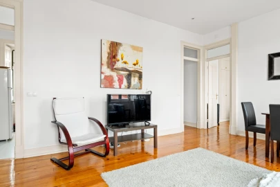 Apartamento T2 para Venda em Santa Maria e São Miguel, São Martinho, São Pedro Penaferrim