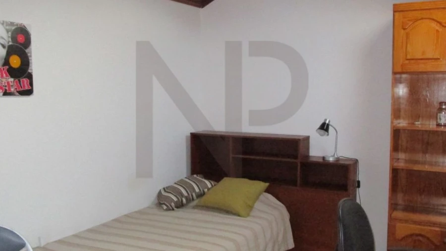 Quarto para Arrendamento em Arroios