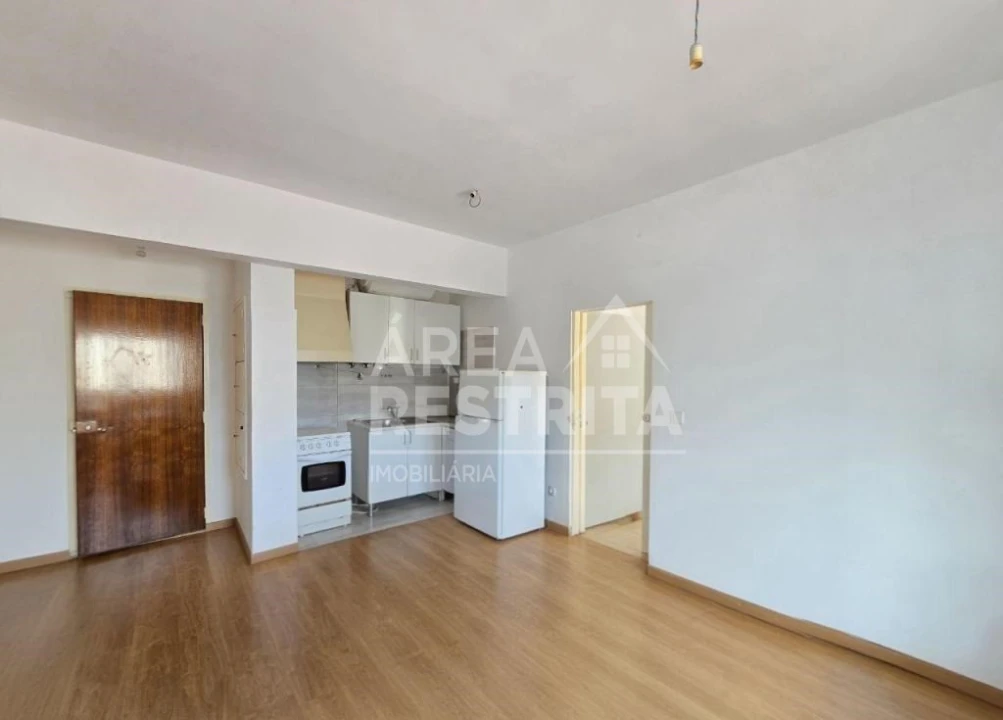 Apartamento T2 para Venda em Águas Livres Foto 1