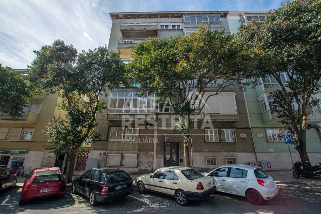 Apartamento T2 para Venda em Penha de França Foto 21