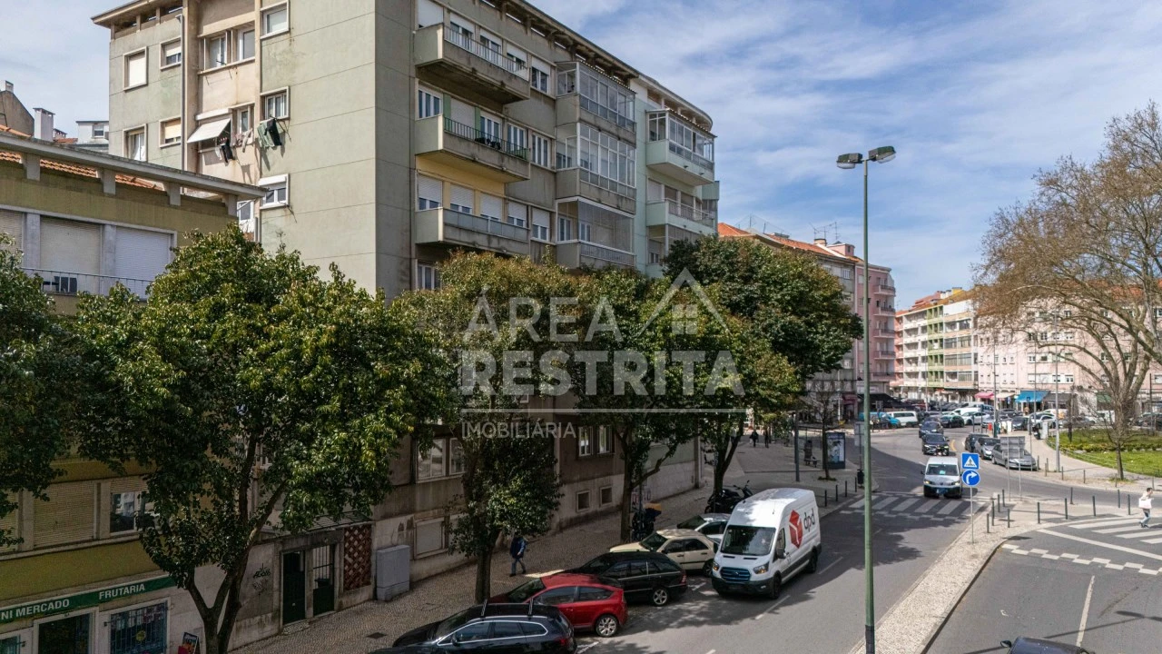 Apartamento T2 para Venda em Penha de França Foto 24