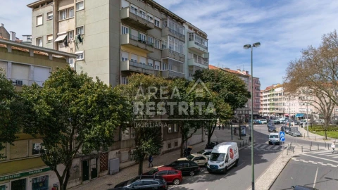 Apartamento T2 para Venda em Penha de França