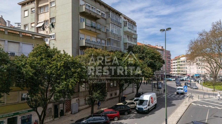 Apartamento T2 para Venda em Penha de França Foto 24