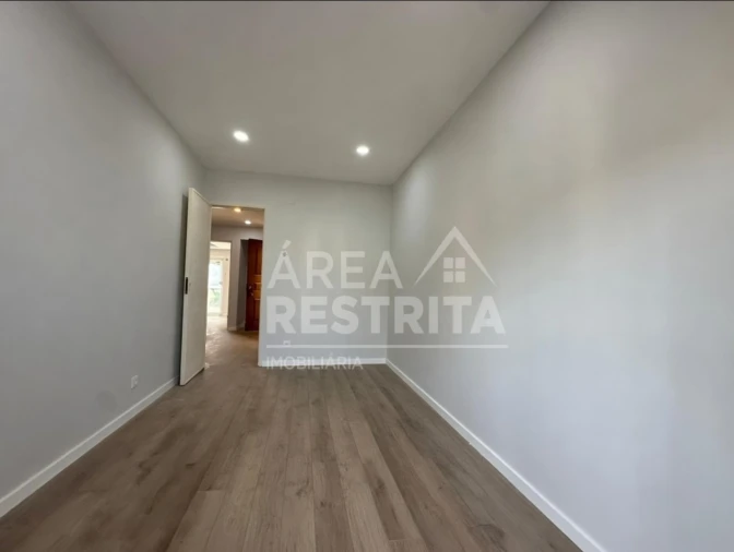 Apartamento T2 para Venda em Penha de França Foto 13