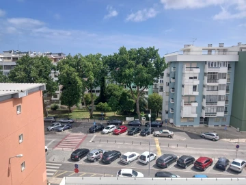 Apartamento T4 para Venda em Oeiras e São Julião da Barra, Paço de Arcos e Caxias